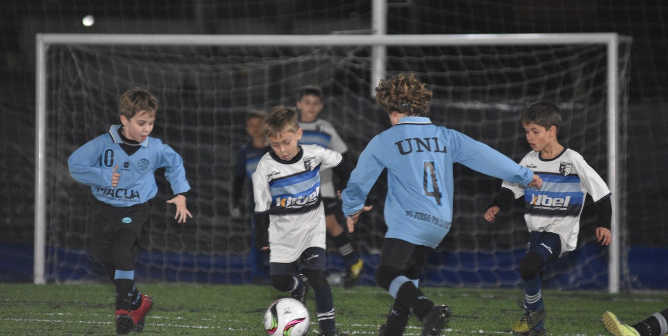 Ciclón Racing encendió la chispa de la pasión
