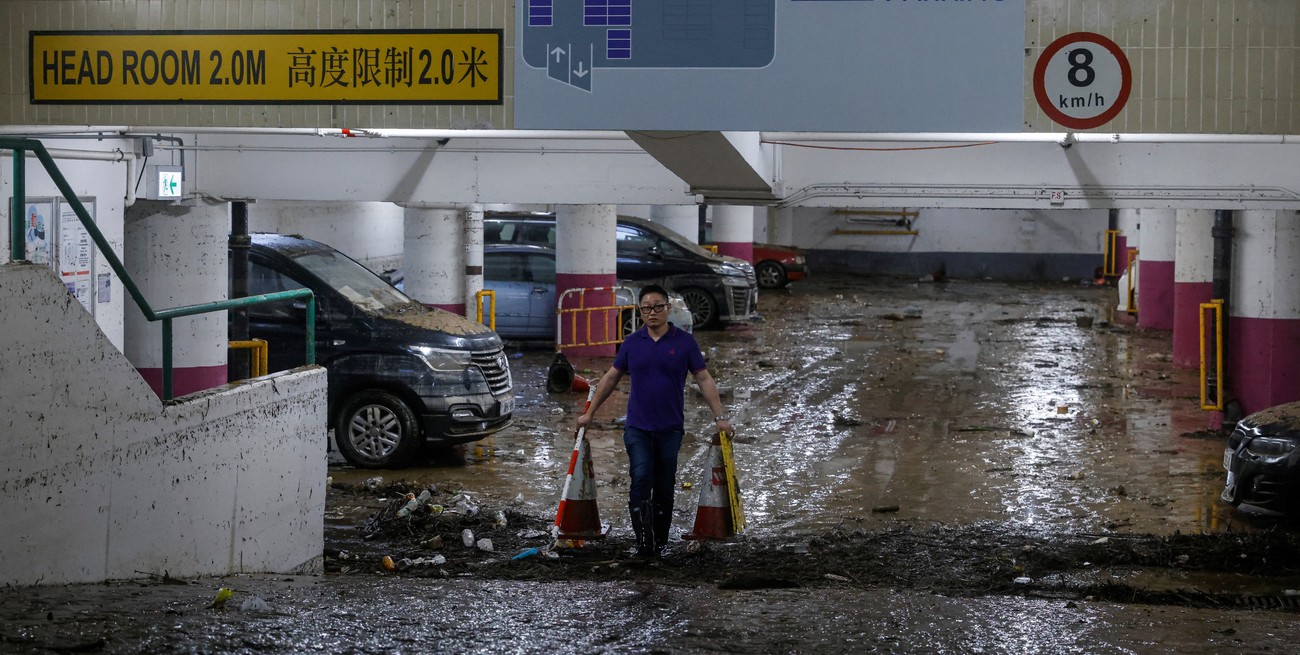 Un temporal de lluvias provocó inundaciones y alarma en Hong Kong