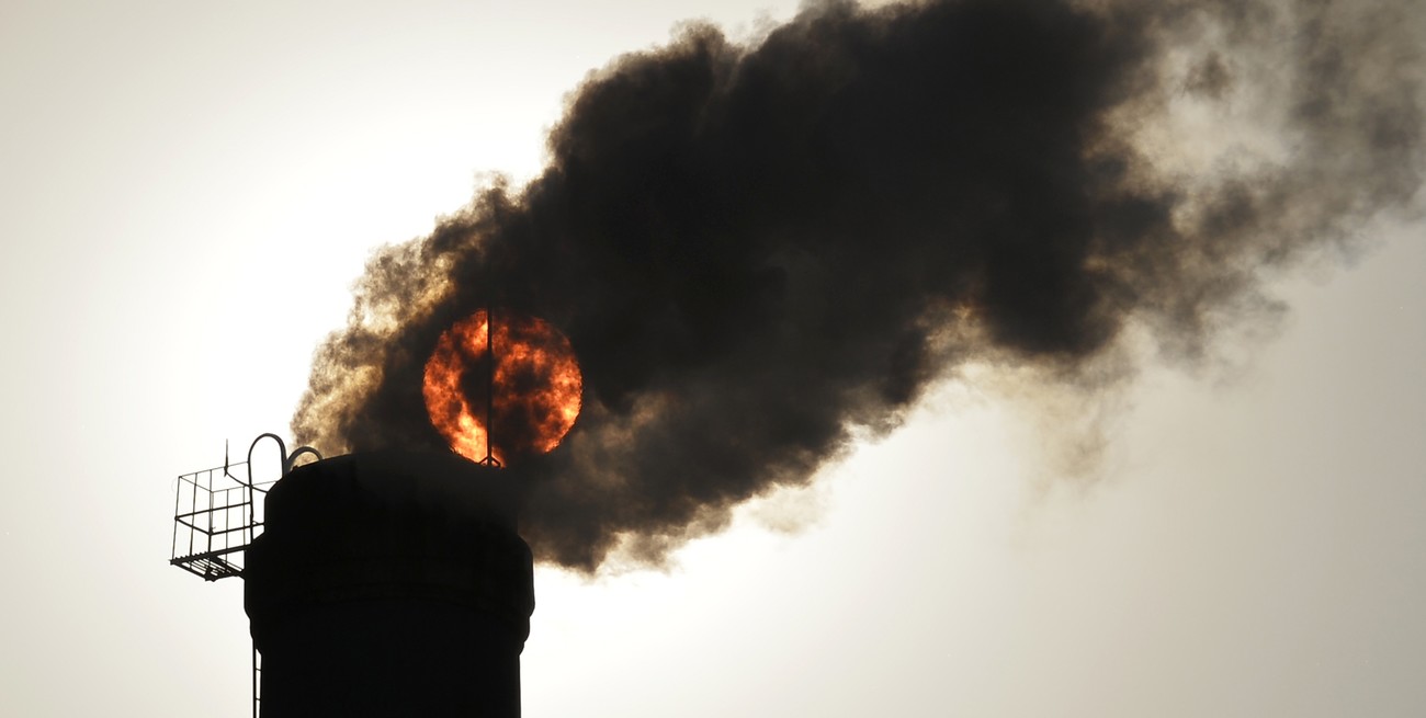 Las emisiones de CO2 "deben tocar su techo en 2025 para limitar calentamiento global"