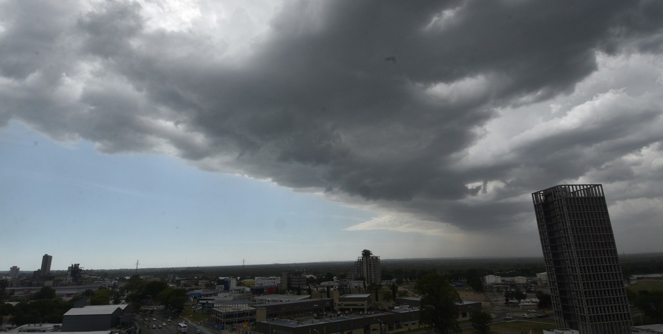 Alerta por tormentas para el sector este de la provincia de Santa Fe