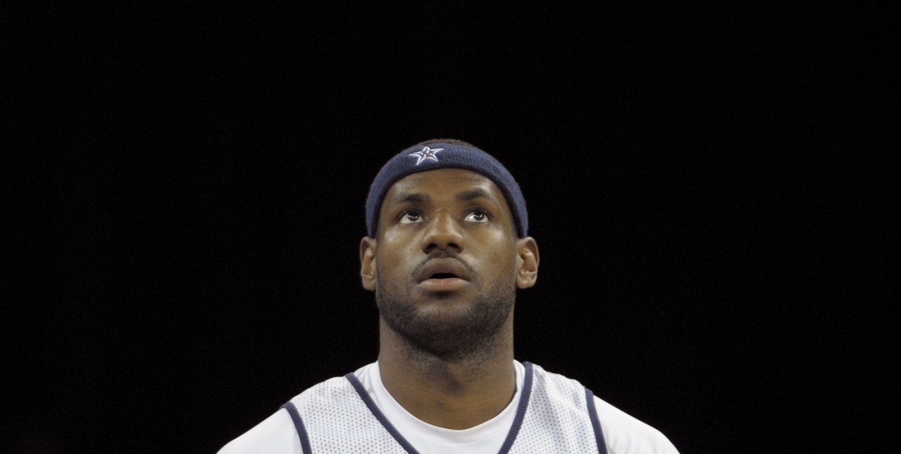 LeBron James dio a entender que volverá a la selección en París 2024: ¿nuevo Dream Team?
