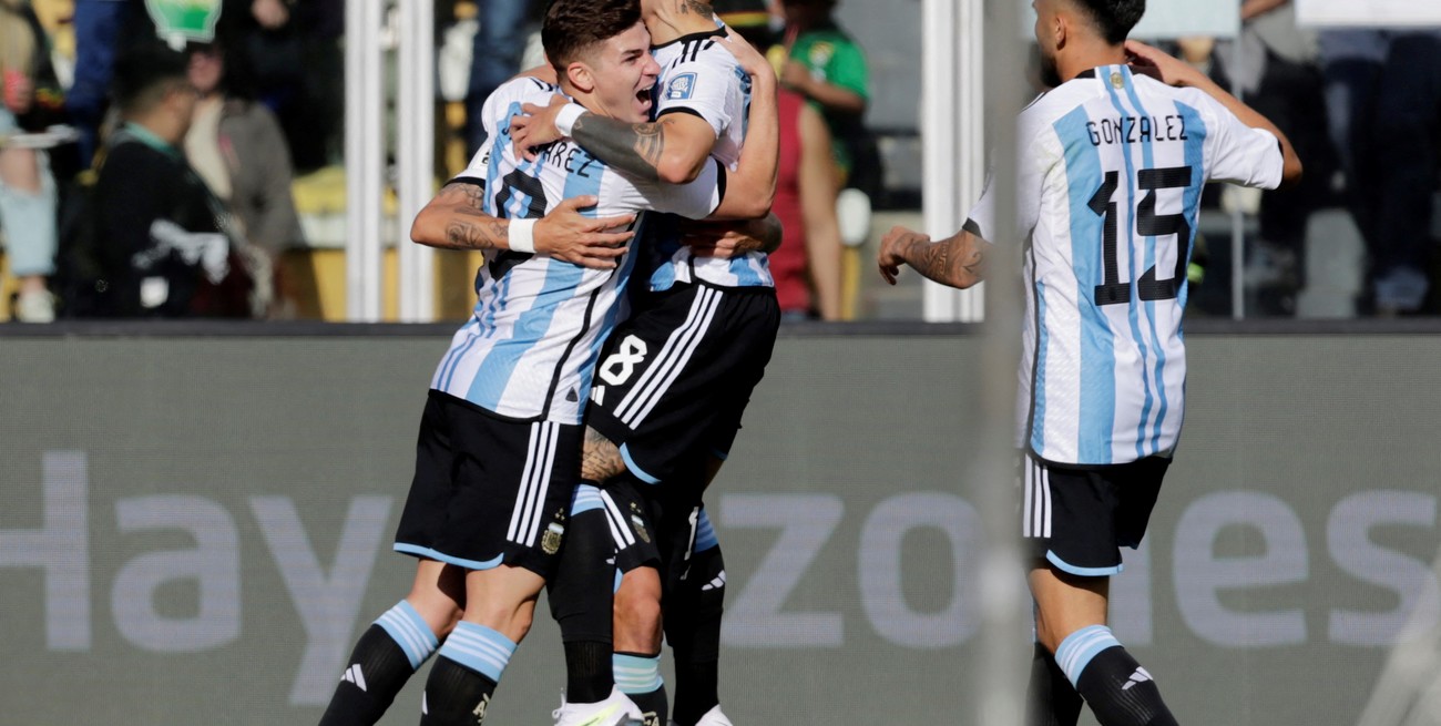 Sin Messi, Argentina goleó a Bolivia 3 a 0 en la altura de La Paz