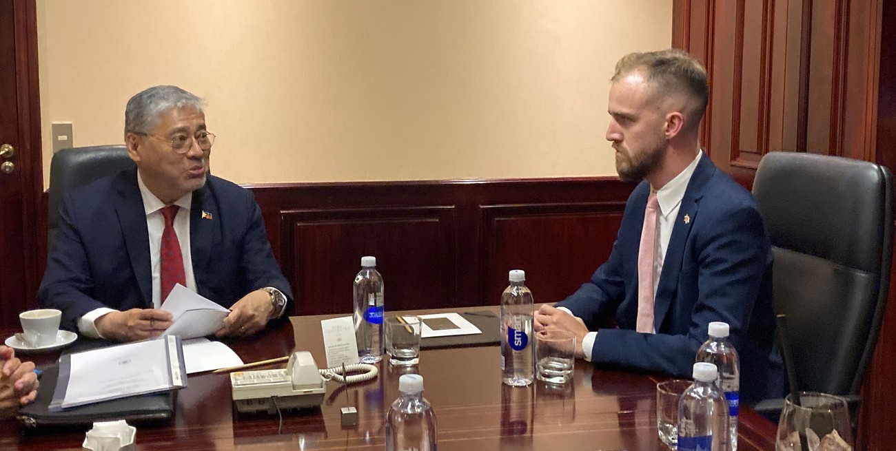 El Litoral con el canciller filipino:  buscan en Argentina desde cooperación nuclear hasta agrícola y forense