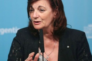 La Ministra de Trabajo del Nación, Raquel "Kelly" Olmos.