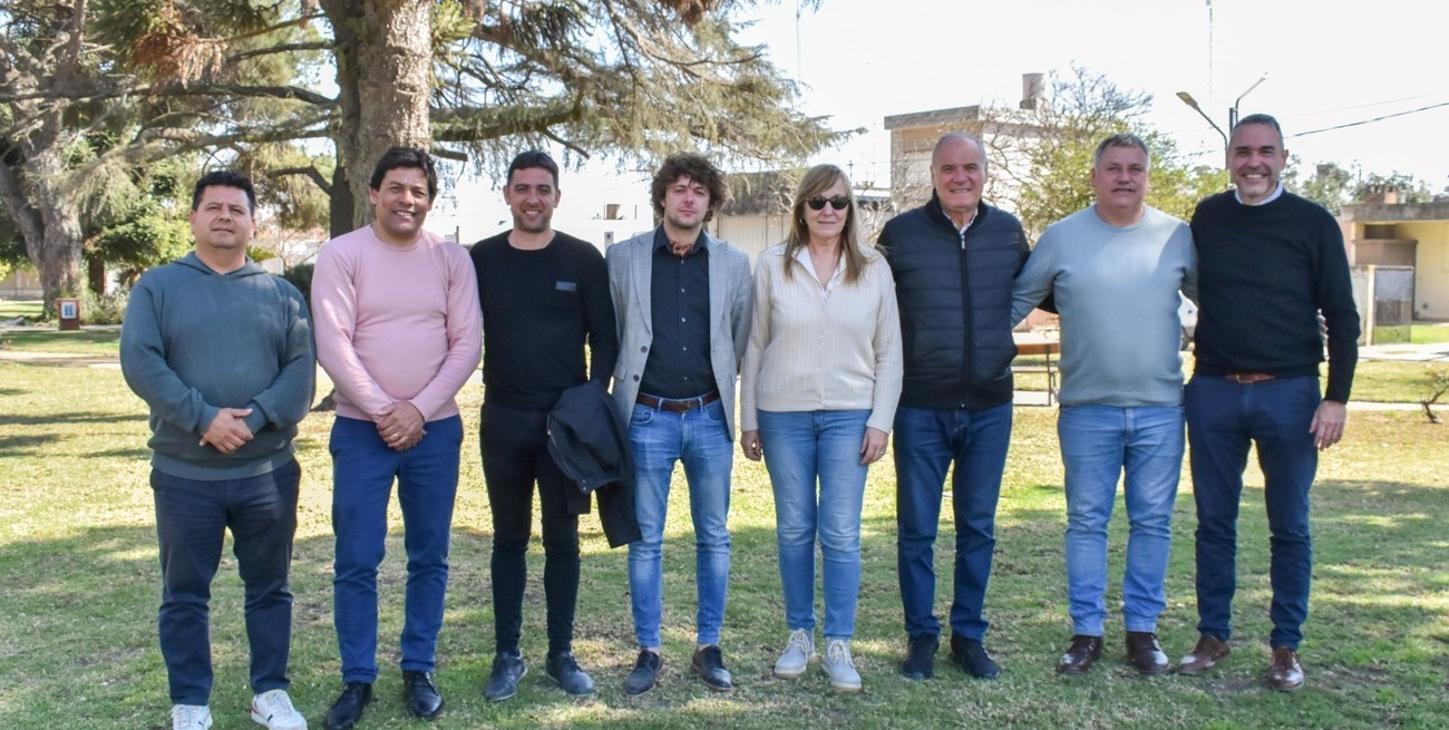 "¿Gobernamos o jugamos?": duro comunicado de intendentes y presidentes comunales contra el gobierno de Santa Fe