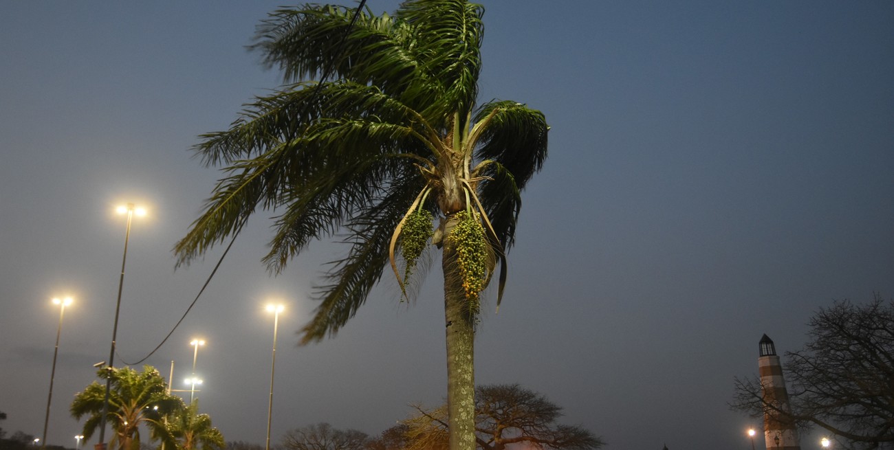 Alerta por vientos fuertes en cuatro provincias de Argentina