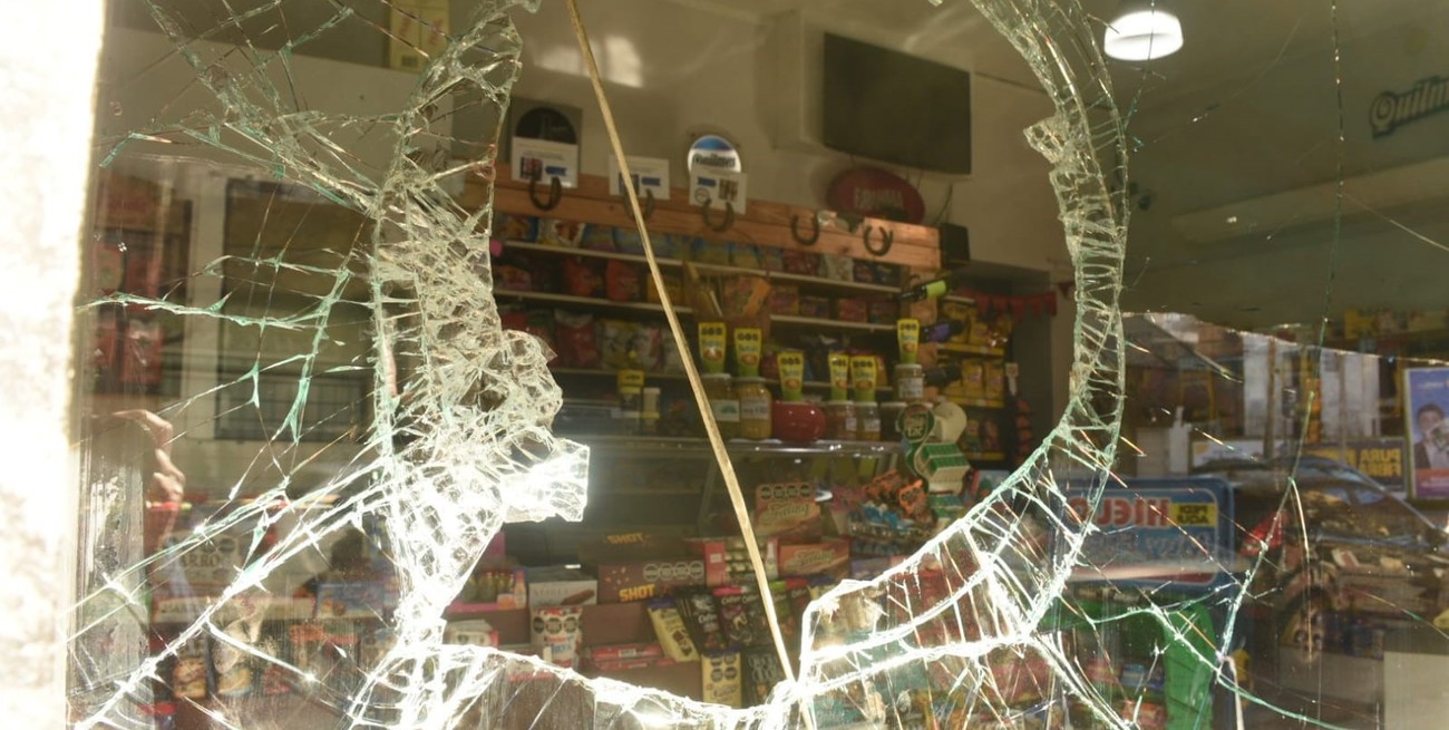 Vandalizaron dos comercios en la zona céntrica de Santa Fe