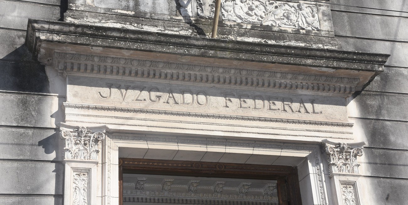 Indagaron al detenido en la "cueva" financiera del puerto