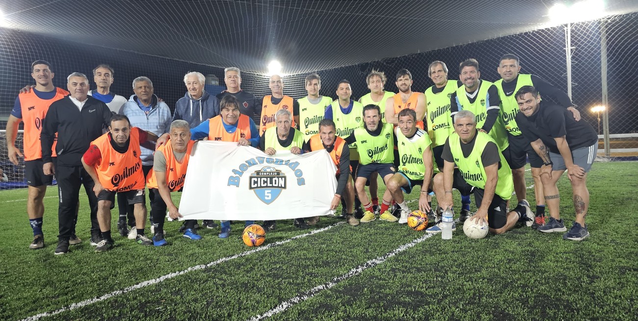 Ciclón Racing vibró con el clásico de leyendas