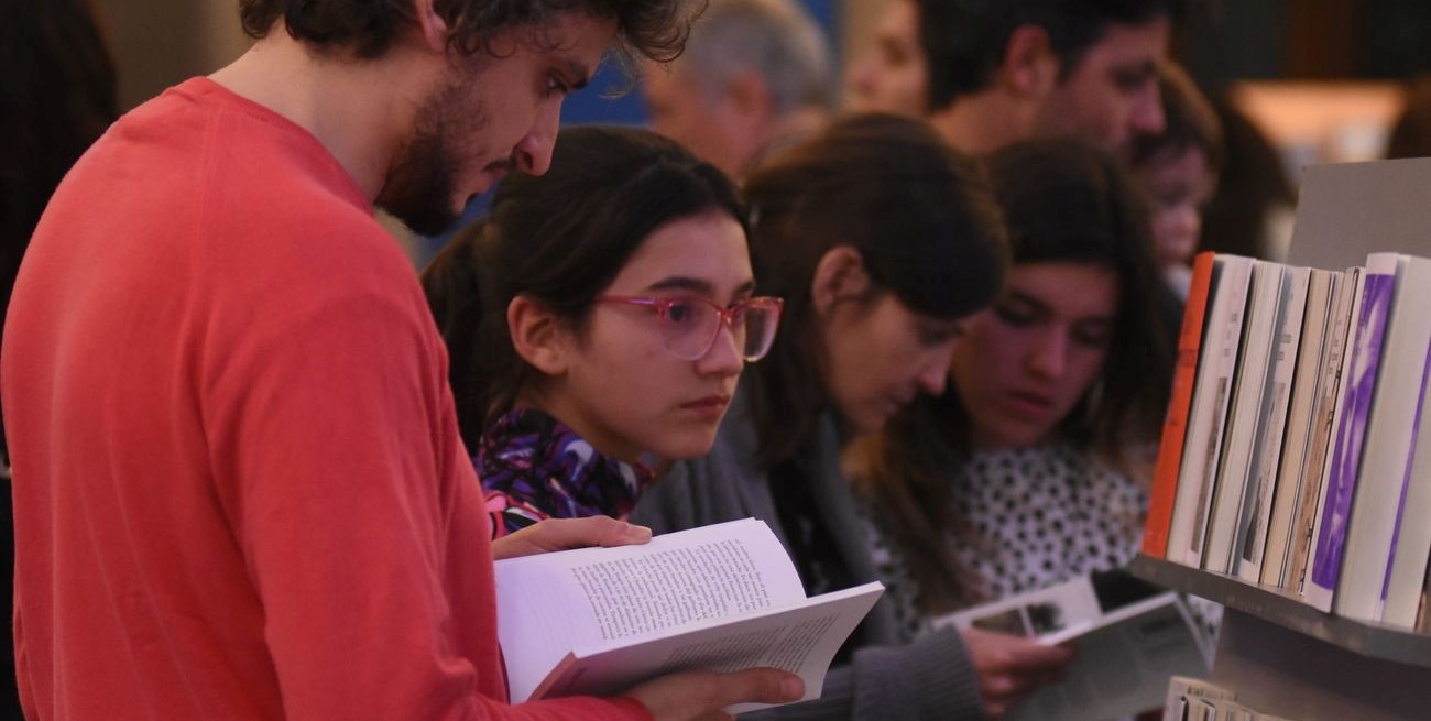 Abre sus puertas la Feria del Libro

