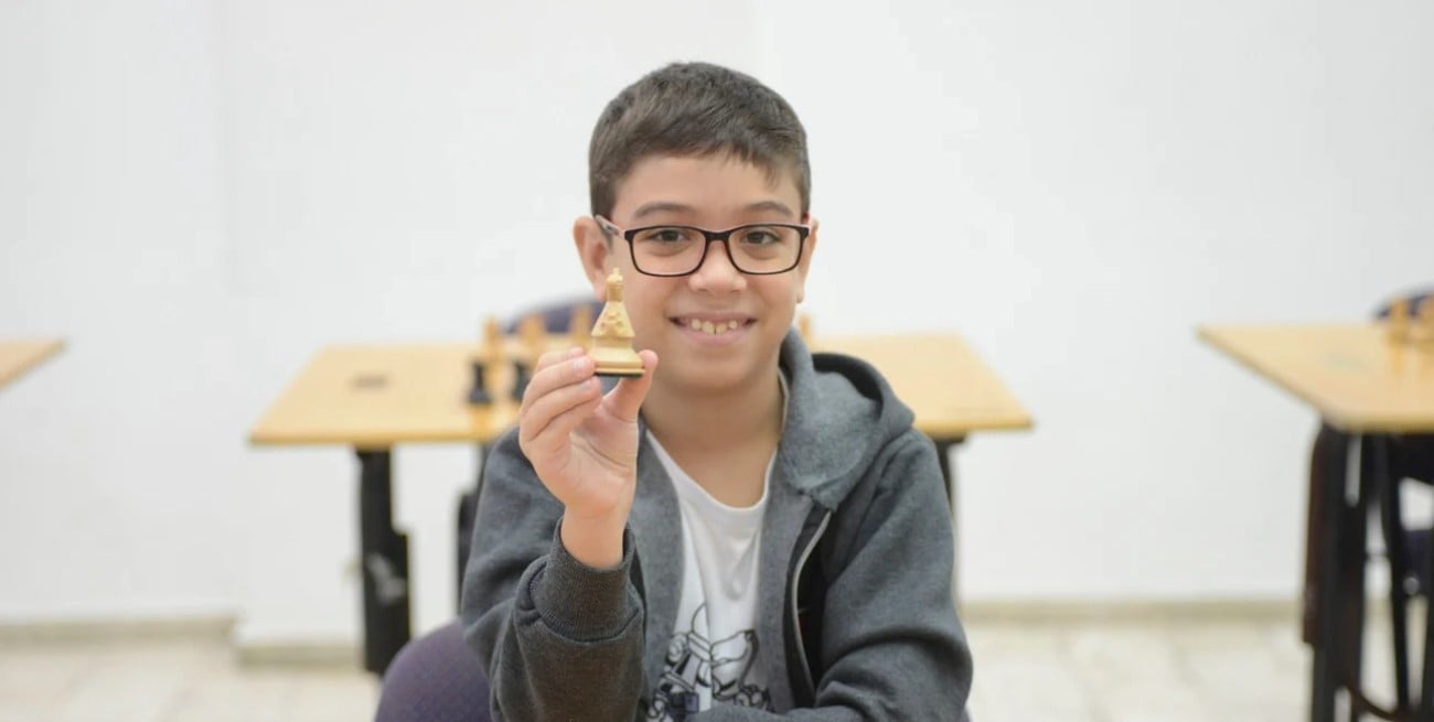 Quién es Faustino Oro, el ajedrecista argentino de 9 años que superó el récord de Fischer y Kasparov