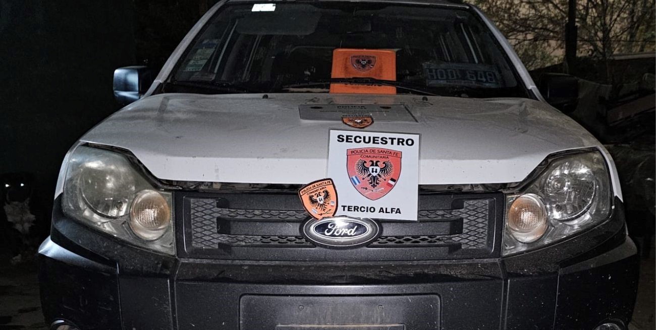 Mientras buscaban a unos "pistoleros" hallan la Ford Ecosport robada en una peluquería en barrio Mayoraz