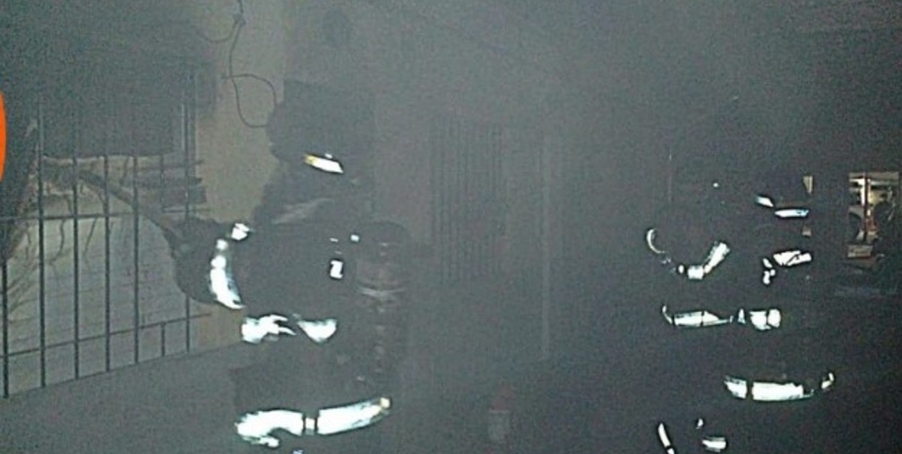 Rosario: murió una persona durante un incendio en un complejo de departamentos