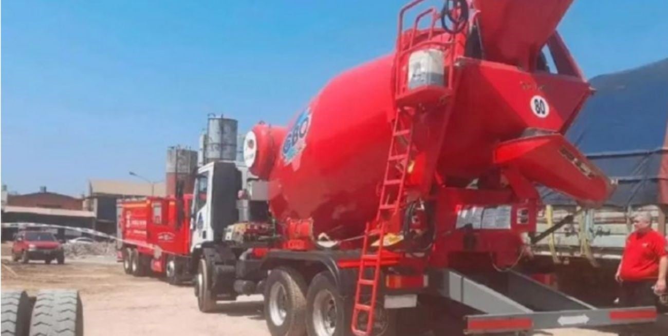 Un obrero murió tras caerse a una mezcladora de cemento en Posadas