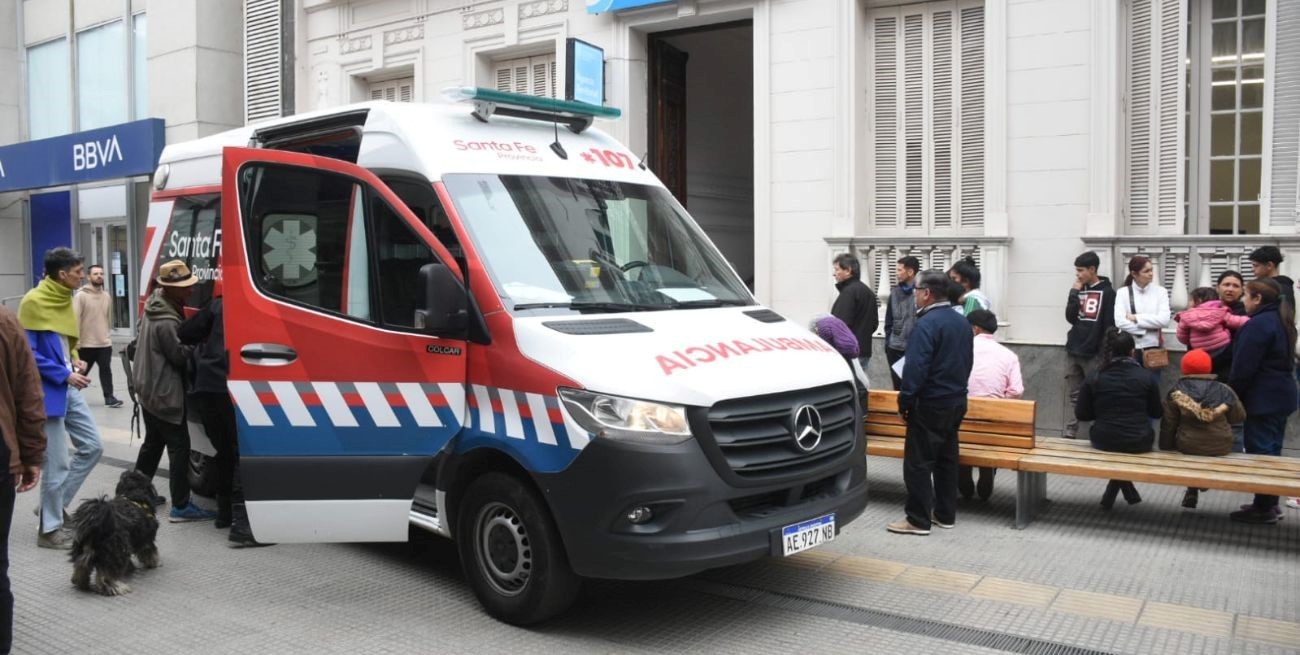 Una mujer murió en la delegación de la Anses de Santa Fe