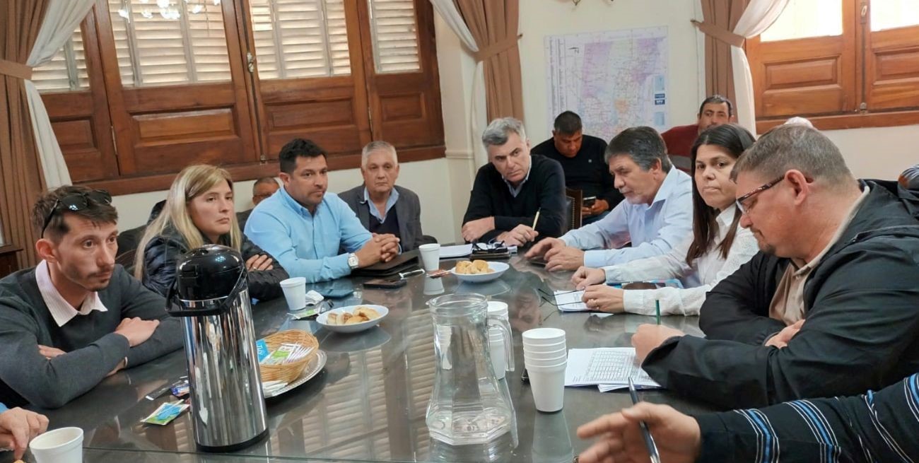 Festram convocó a un plenario de secretarios generales para definir las medidas a seguir