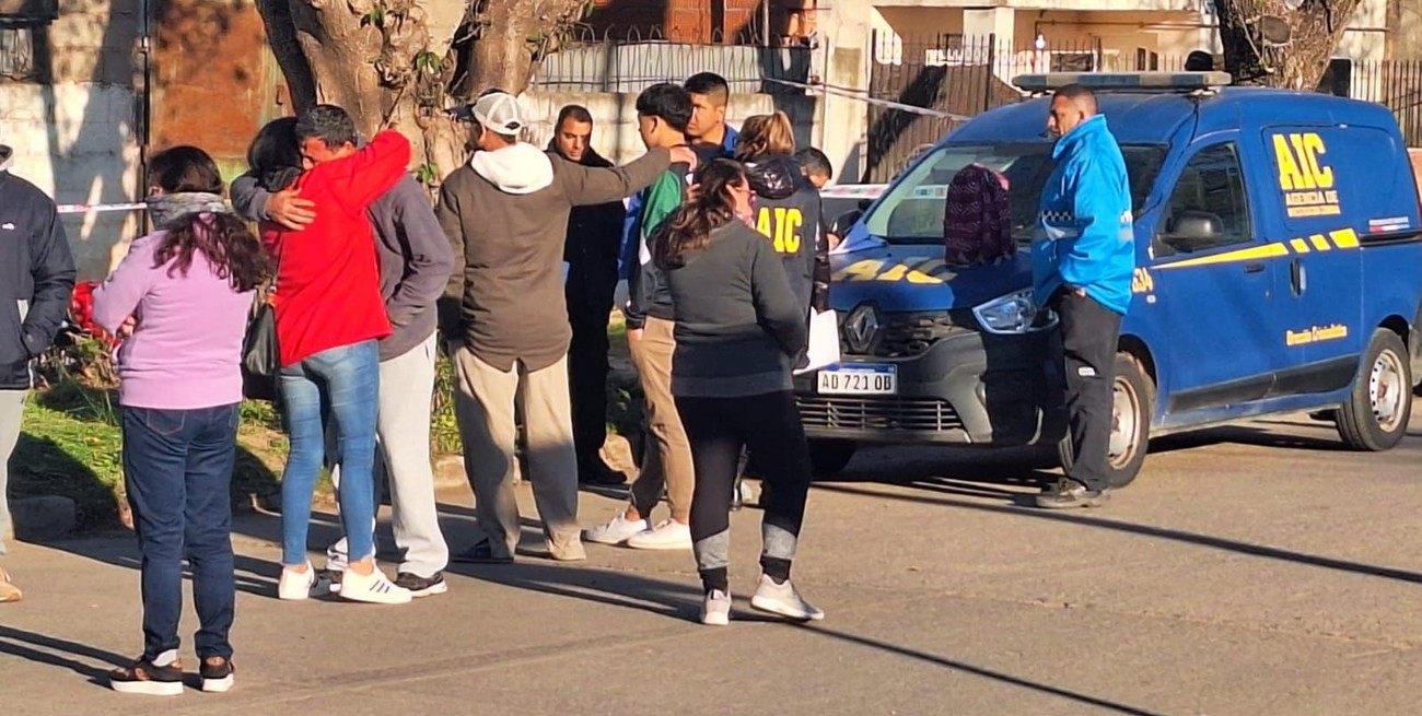 Venado Tuerto: apuñalan y matan a una mujer para robarle la moto