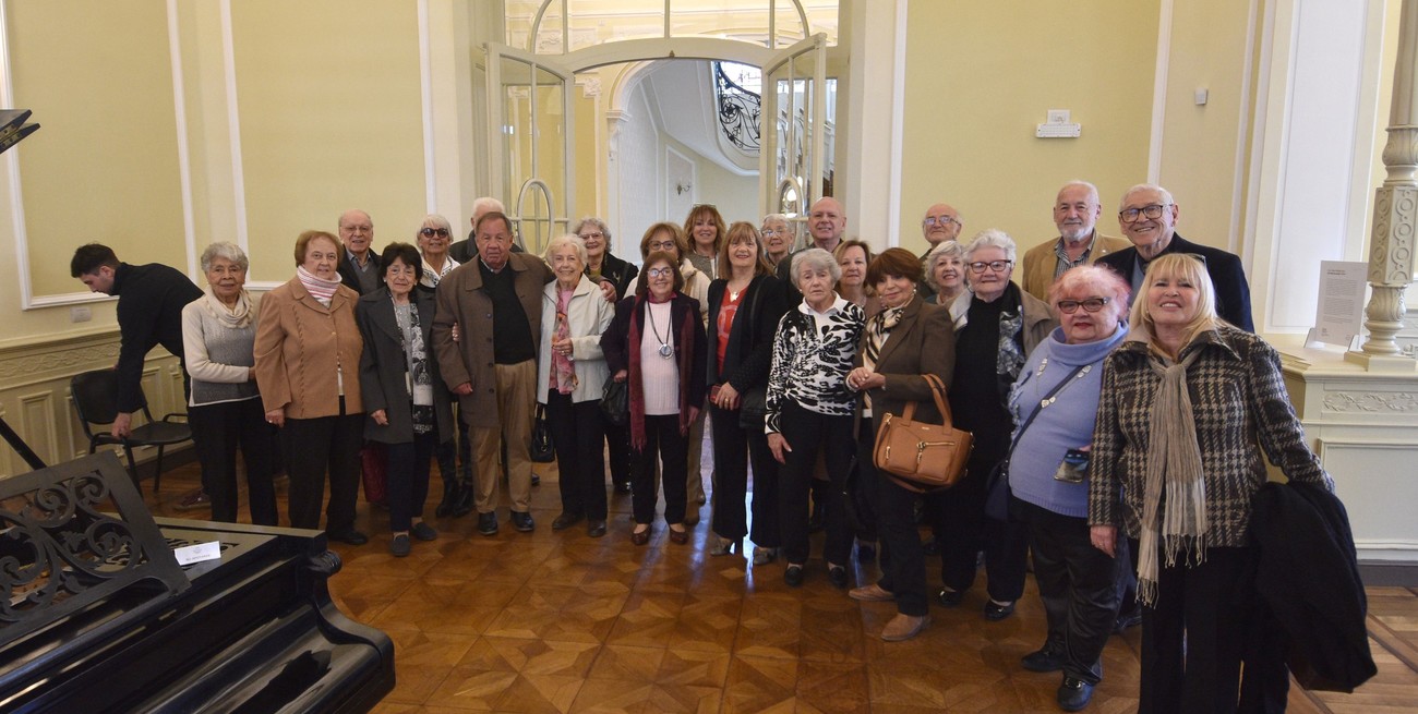 Por siempre, Maestros: una vida dedicada a la enseñanza en Santa Fe