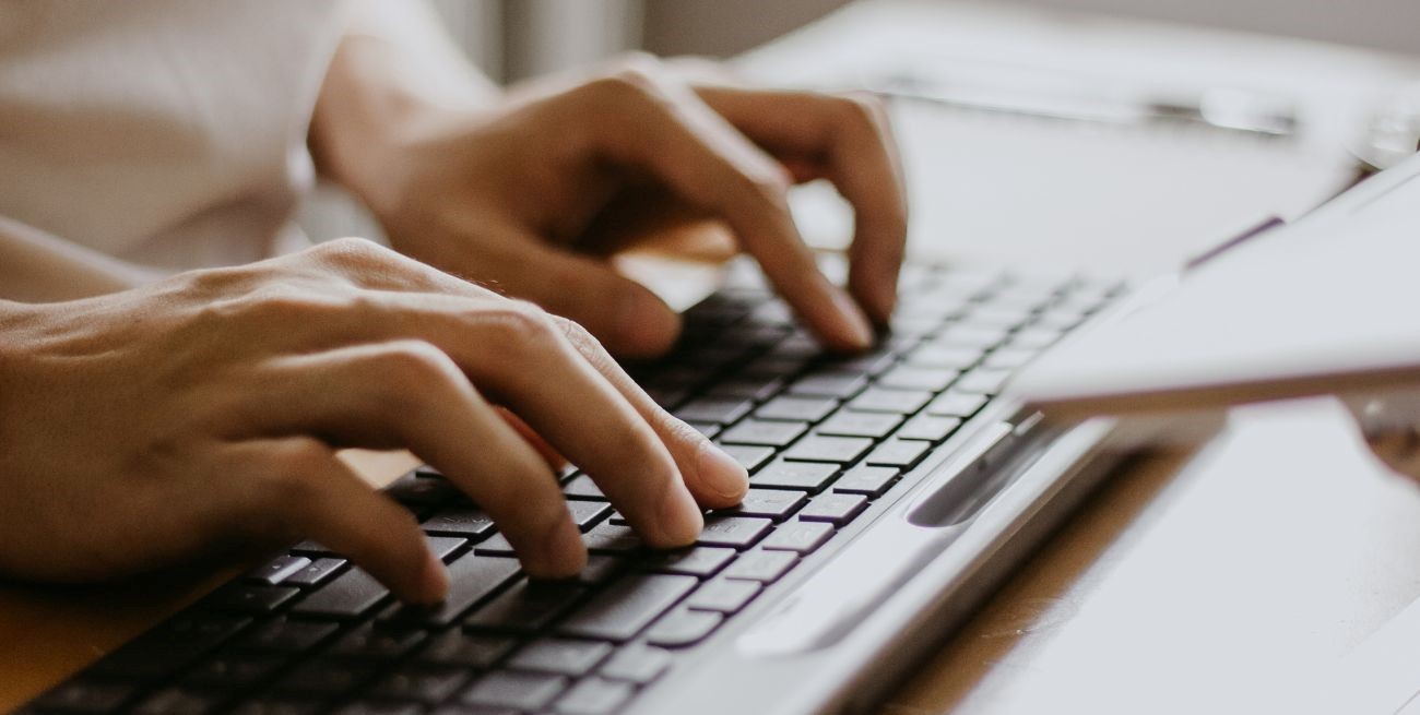 Desmantelaron una red especializada en ciberestafas: tres detenidos