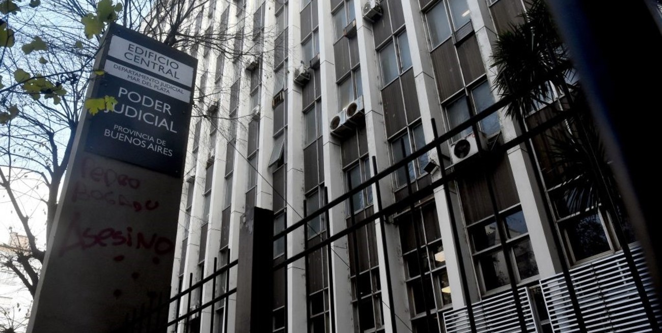 Mar del Plata: asesinaron a un hombre de 50 puñaladas y lo arrastraron 5 cuadras