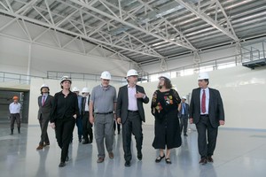 El Ministro de Ciencia, Daniel Filmus, y su par brasileña, Luciana Santos, recorrieron el reactor RA-10.