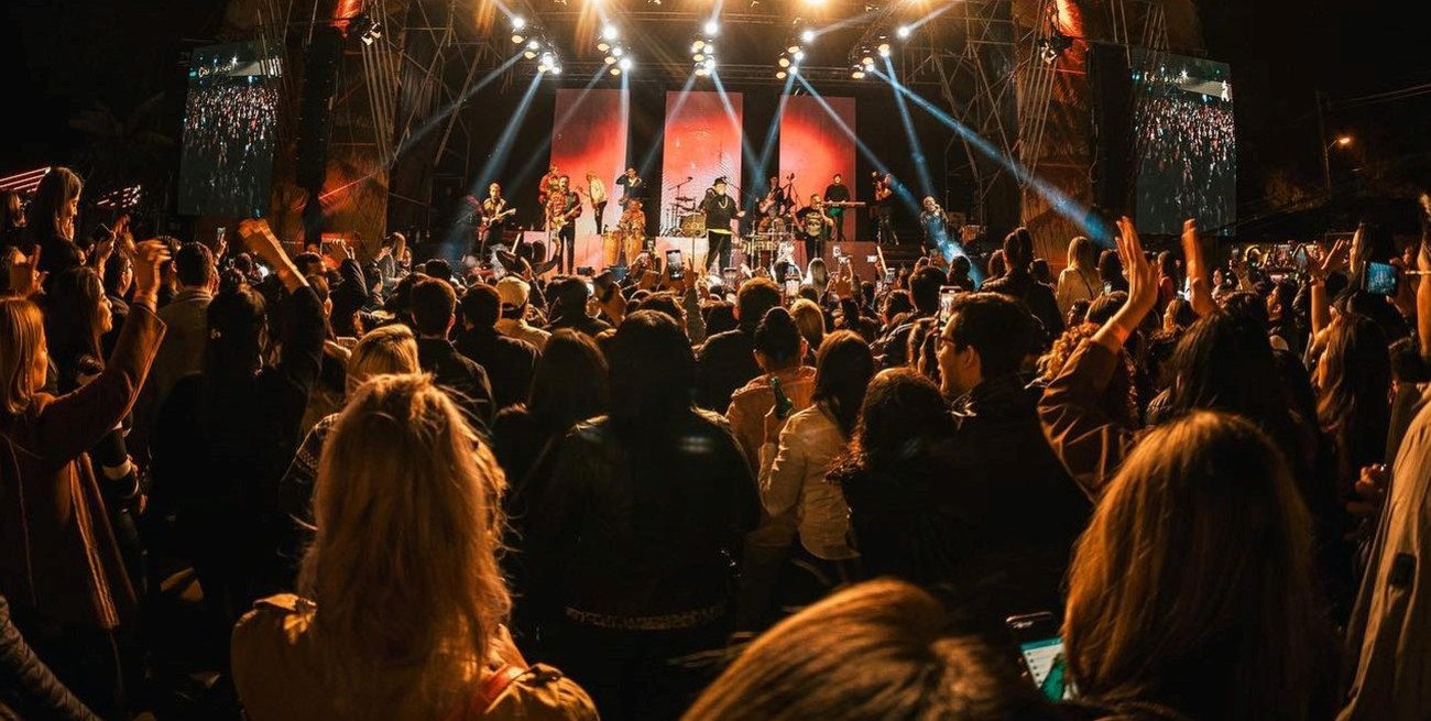 Con shows artísticos y musicales Franck celebra su 153° Aniversario