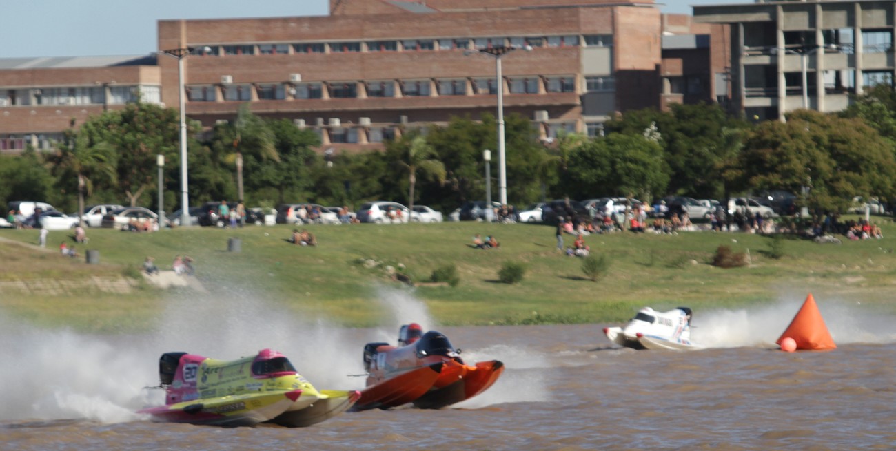 Un encuentro de motonáutica en la Setúbal, el atractivo para el finde largo
