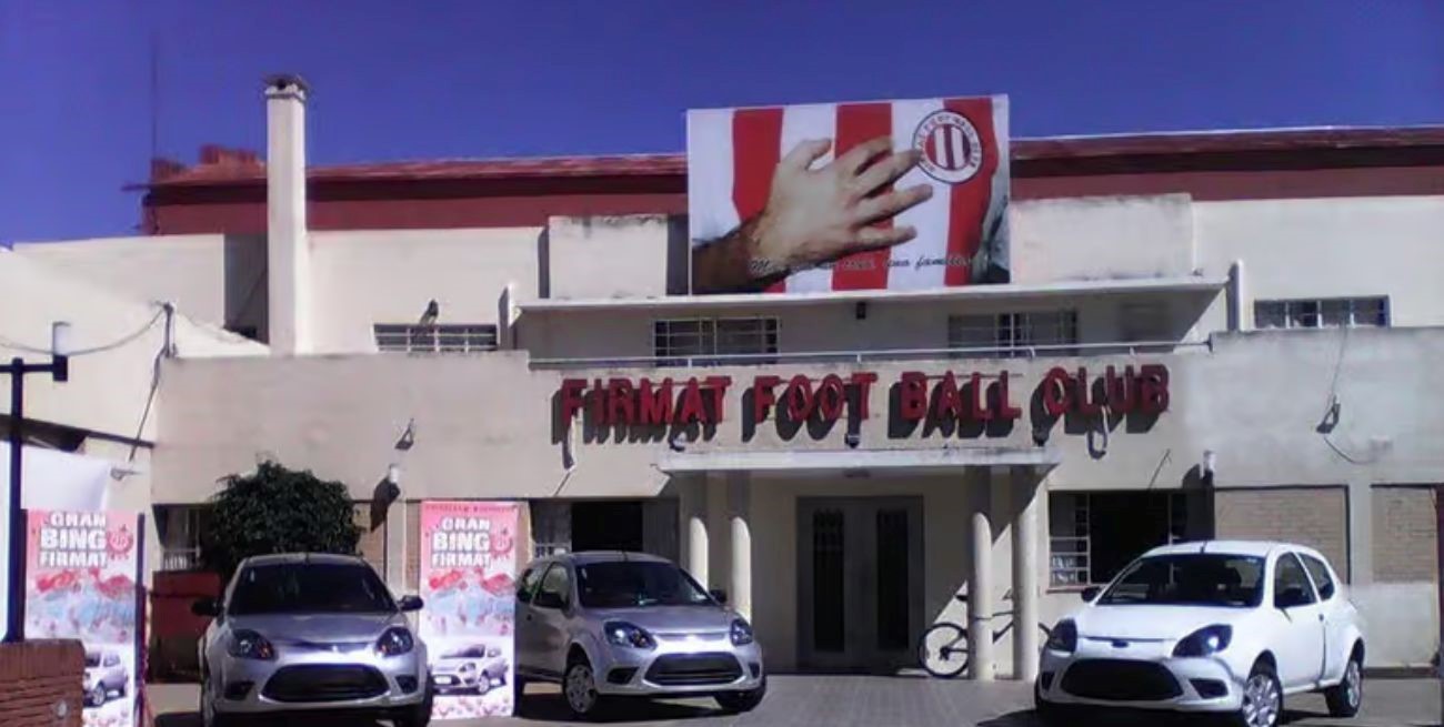 Robaron 160 millones de pesos y usaron la cuenta del Firmat Football para transferirlos