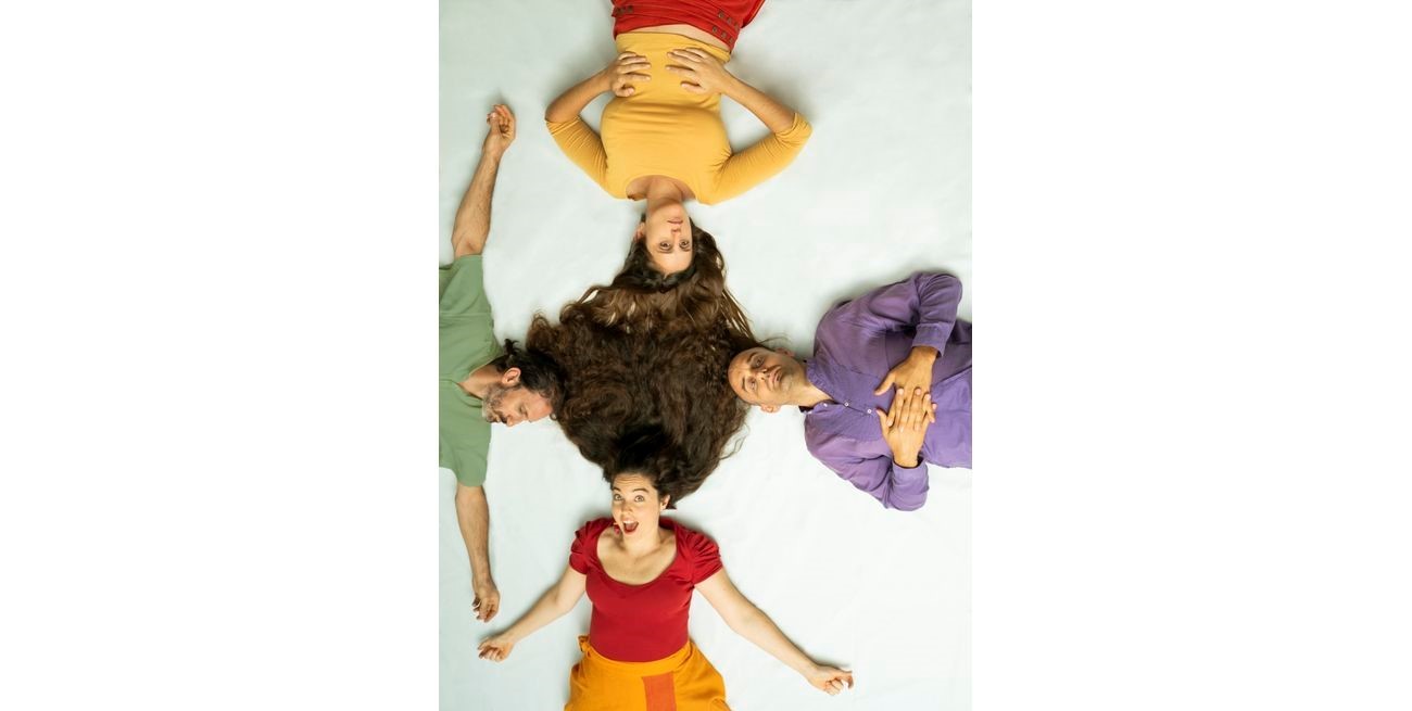 Barro convida sus canciones como flores