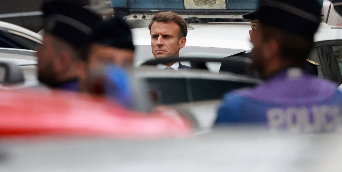 Francia declaró "Alerta Máxima" tras el crimen del docente al grito de "Alá es grande"