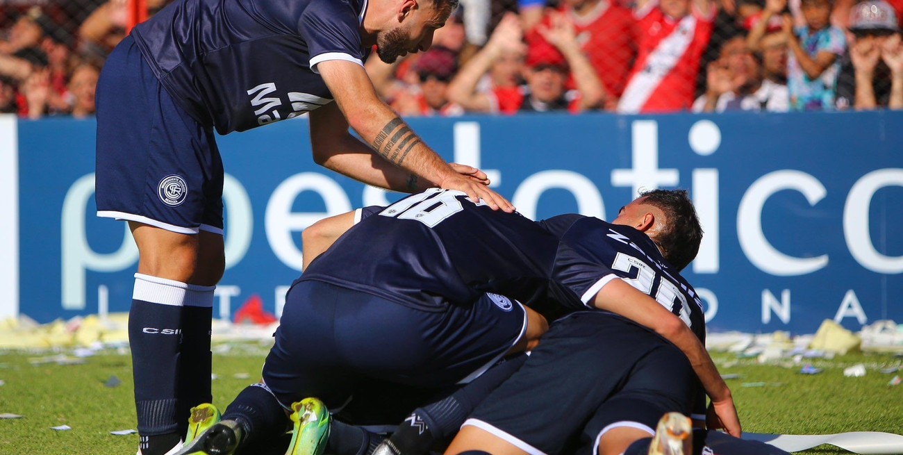Independiente Rivadavia derrotó a Deportivo Maipú y es el primer finalista por el ascenso