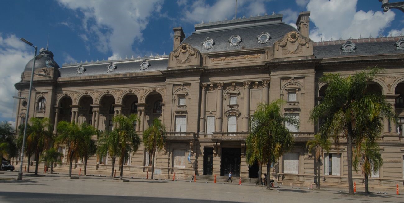 Nueva gestión en Santa Fe: entre la ansiedad por asumir y el desvelo por la incertidumbre económica