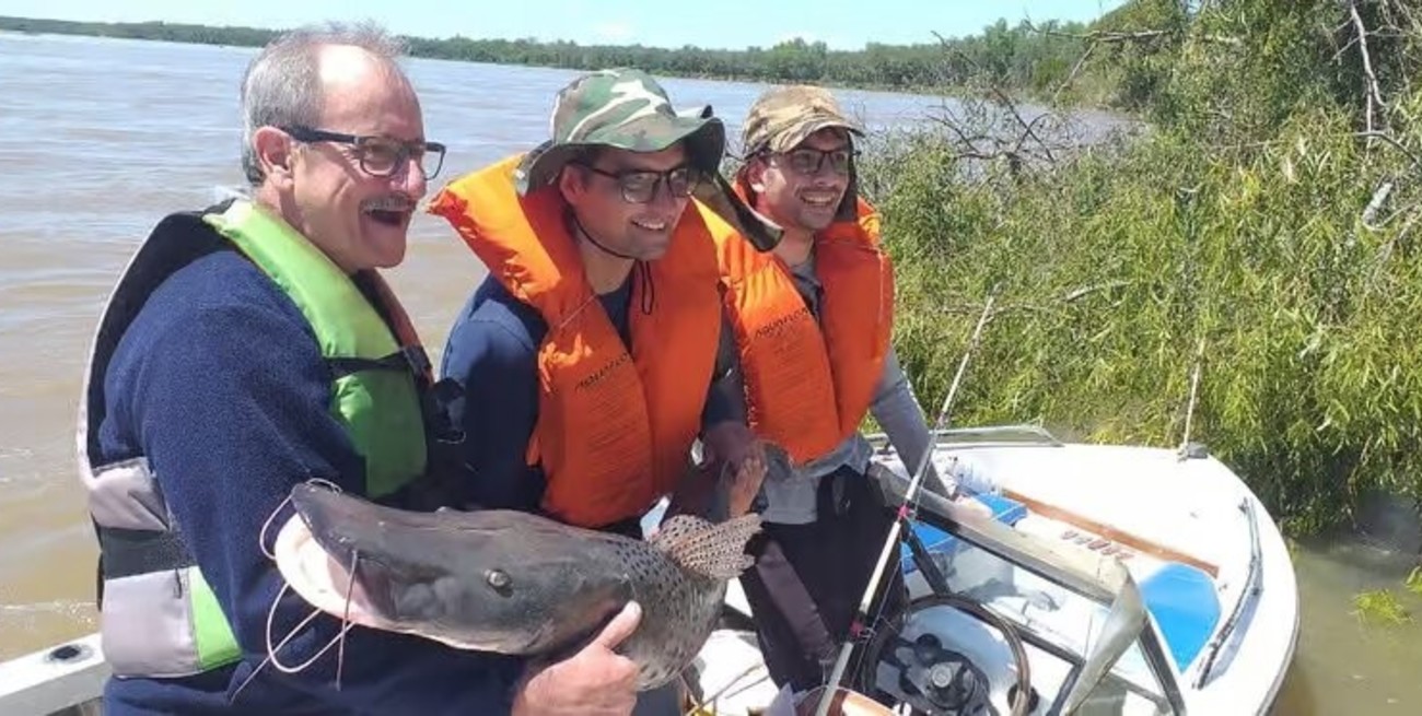 Andrés Franco, con un ejemplar de 125 centímetros, ganó el Concurso del Surubí