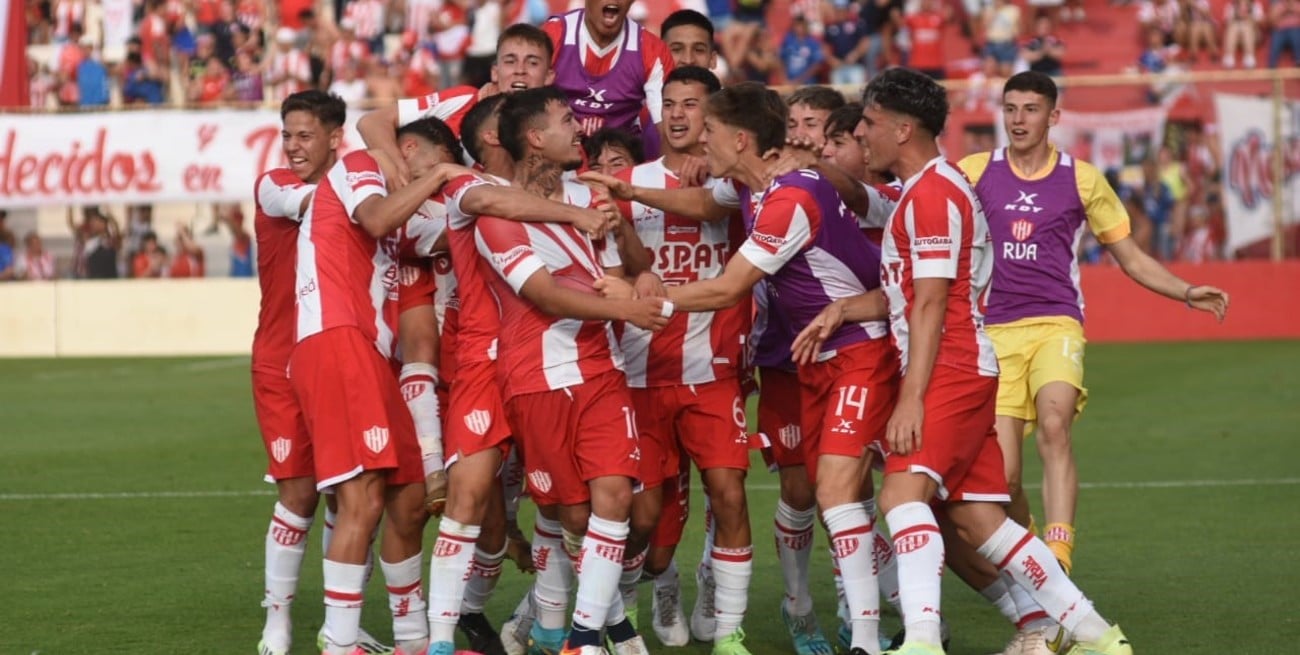 Unión ganó el clásico de manera merecida, más allá de la discutida jugada del penal