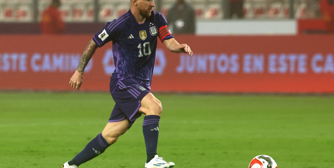 Messi superó a Suárez y sigue pulverizando récords  