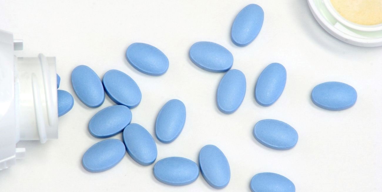 Tomó viagra y quedó ciego de un ojo: qué dijeron los especialistas