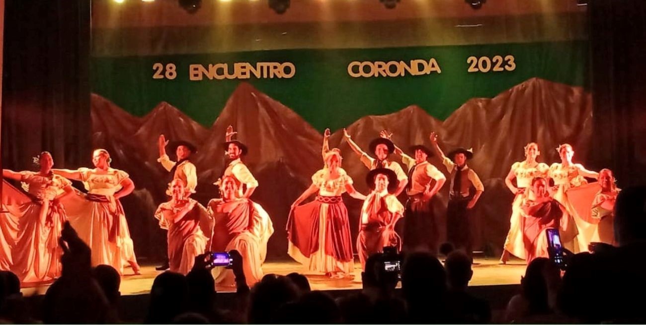 Entre canto y baile, Coronda vivió un nuevo Encuentro de Danzas Folclóricas 