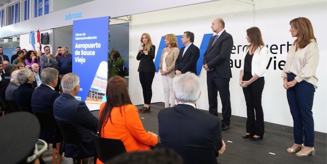 Florencia Carignano acompañó a Perotti en la supervisión de las obras para la internacionalización del Aeropuerto Sauce Viejo
