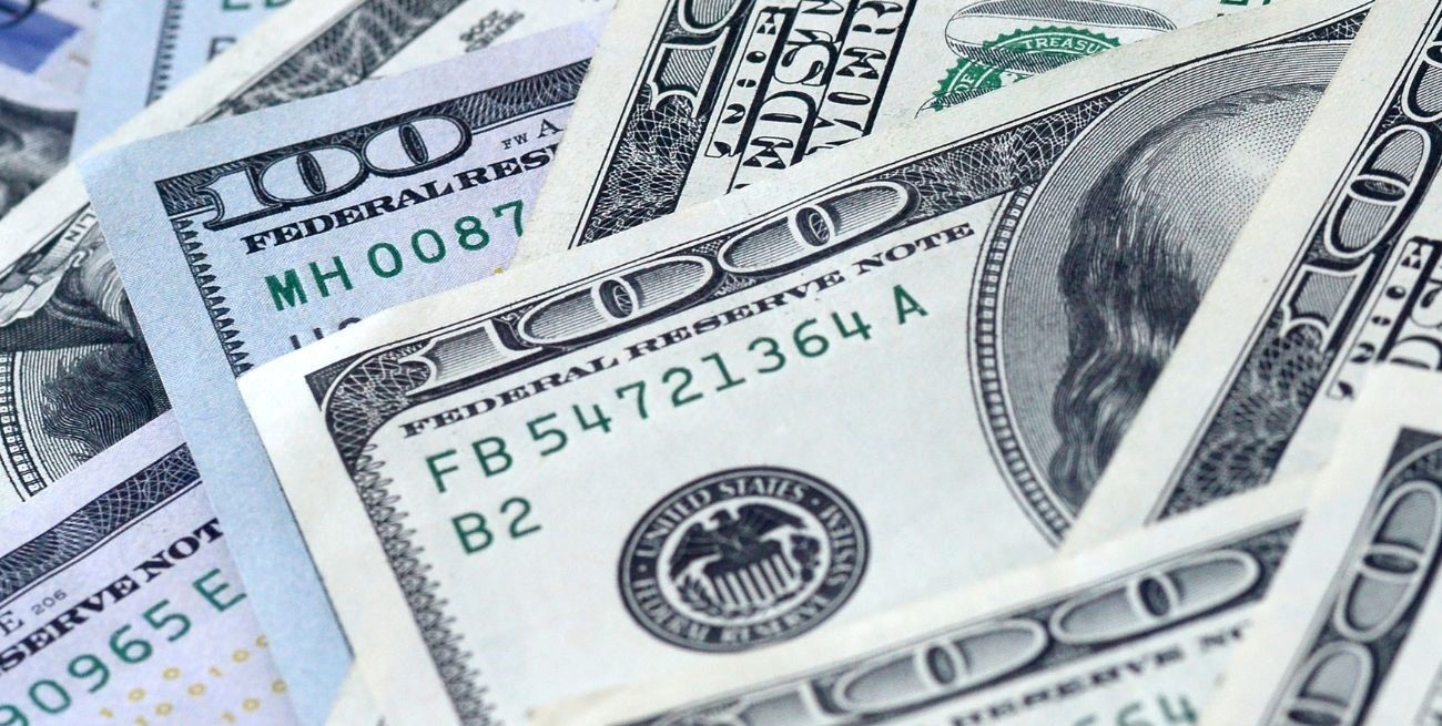 Se reducen las operaciones con el dólar blue por la incertidumbre en el mercado
 