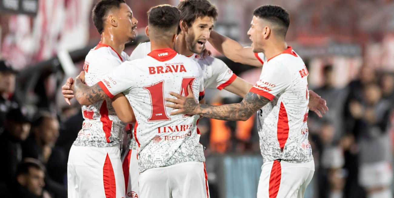 Huracán perdió con Instituto y sigue en zona de descenso