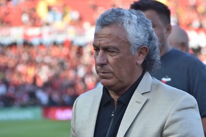 Pipo Gorosito admitió que Colón jugó muy mal. Crédito: Manuel Fabatía