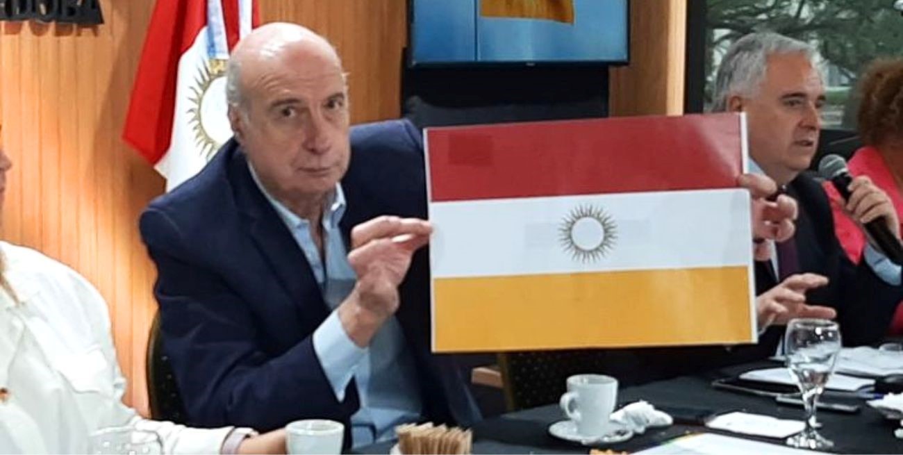 Córdoba Capital tiene bandera por primera vez en 450 años de historia