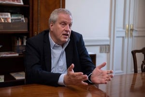"El voucher es destruir y acá hay que construir", dijo Jaime Perczyk. Crédito: Agencia