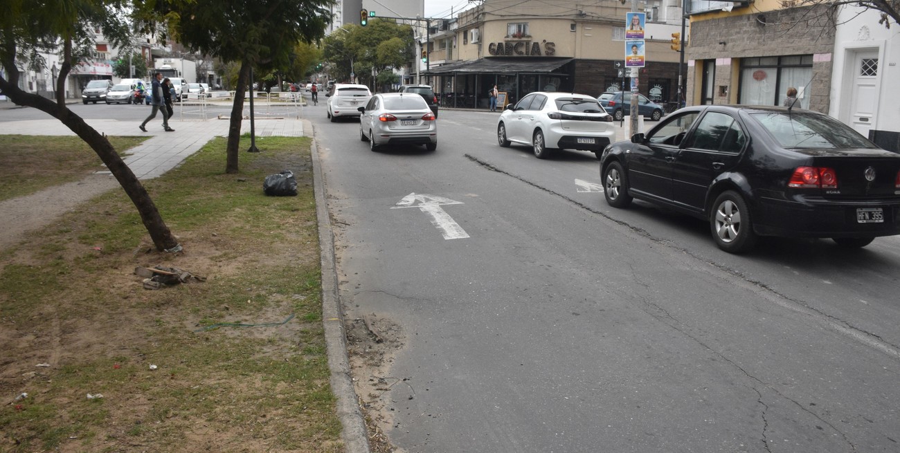 A las piñas en bulevar y Urquiza tras un incidente de tránsito