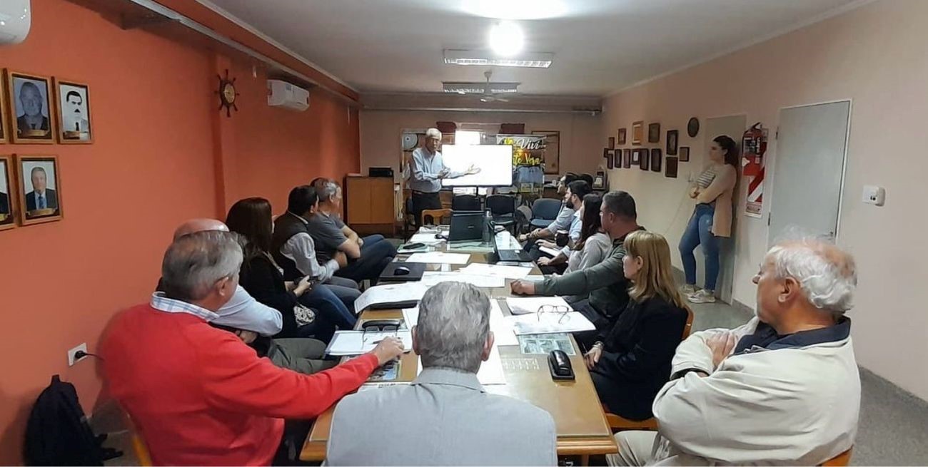 "Planificaremos con los vecinos y la UNL la Monte Vera de los próximos 30 años"