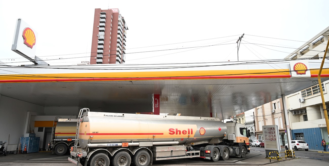 Plan de acción para normalizar el
abastecimiento interno de combustibles