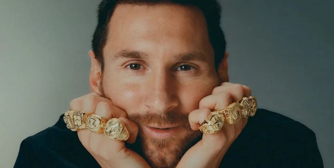 
Qué significan los ocho anillos que recibió Lionel Messi tras ganar el Balón de Oro