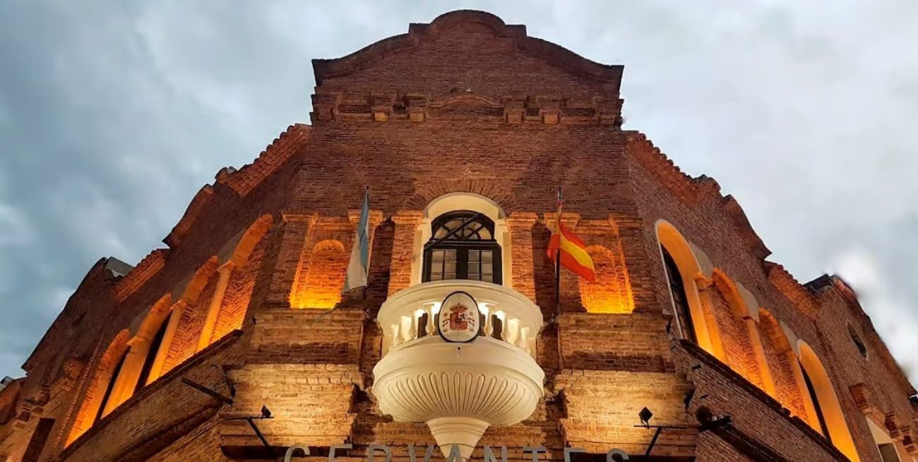 Firmat: media sanción para declarar Patrimonio Histórico y Cultural de Santa Fe al edificio de la Sociedad Española