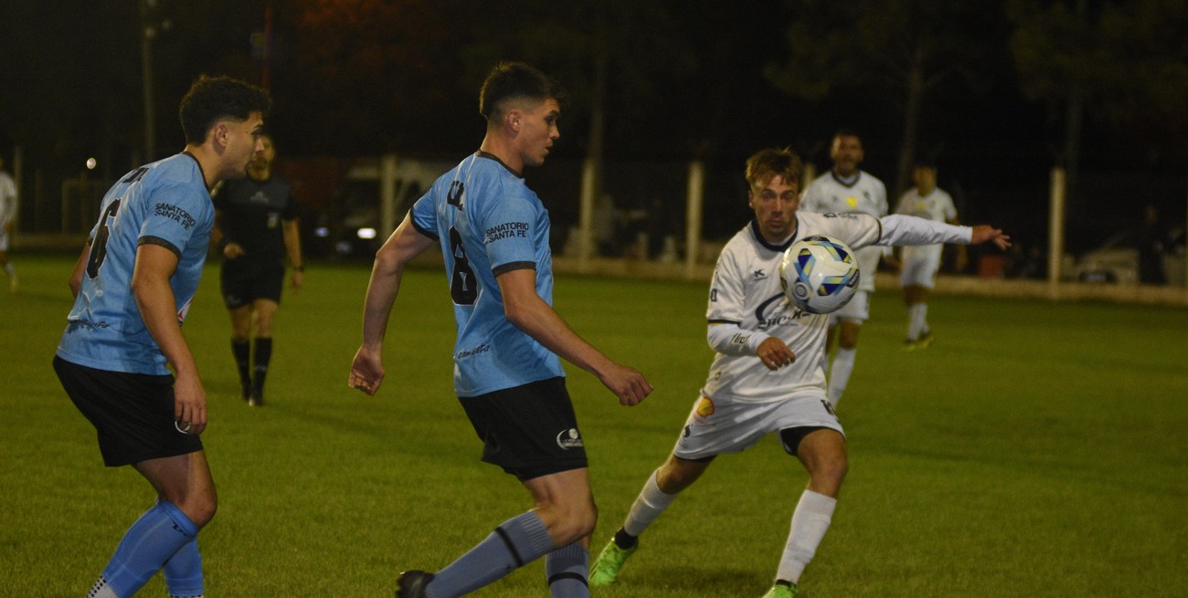 Universidad superó a El Quillá en un partido de gran intensidad