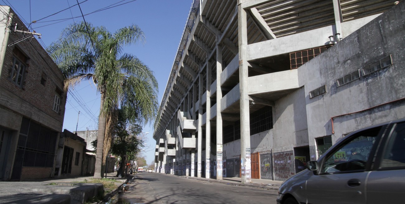 Colón: juntan firmas para que una calle lleve la fecha del título de campeón